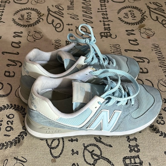 New balance women shoes - Picture 1 of 4